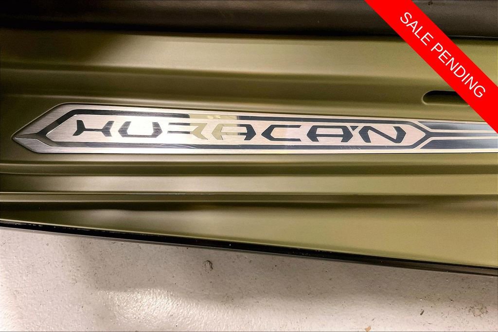 Used 2023 Lamborghini Huracan Tecnica image 18