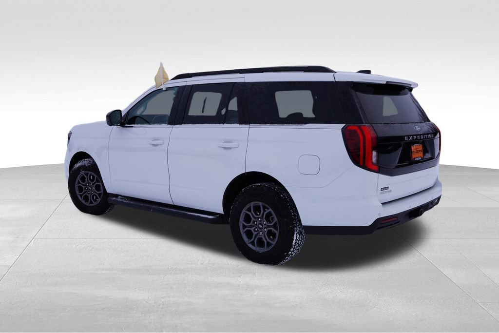 Certified 2025 Ford Expedition Active image 8