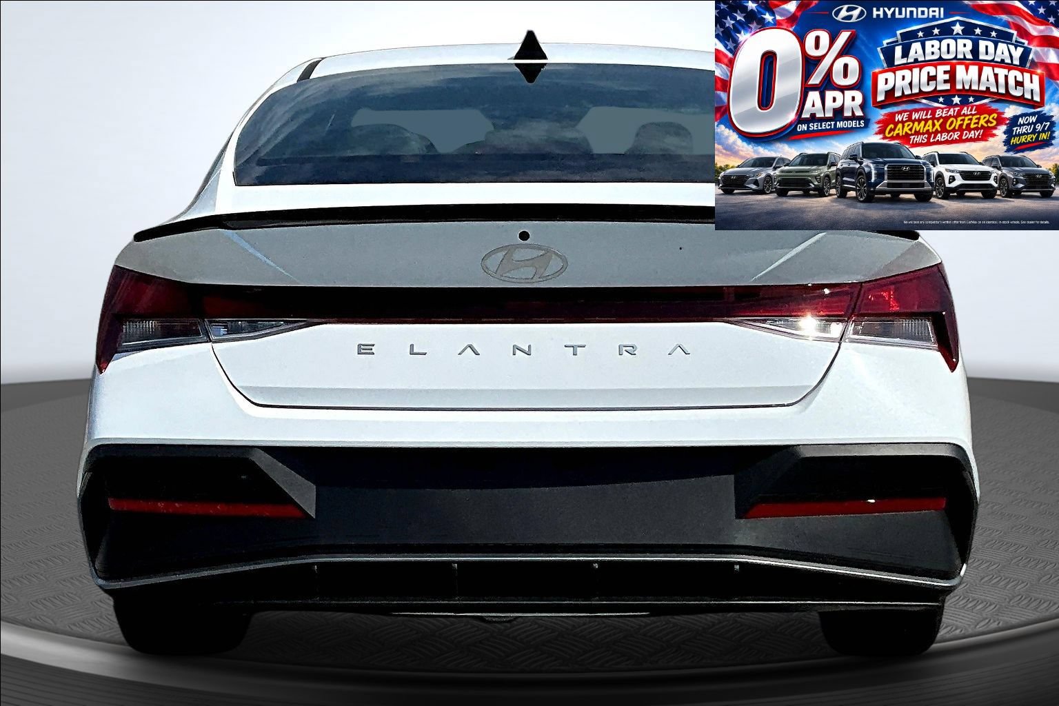 New 2026 Hyundai Elantra SEL Sport FWD image 5