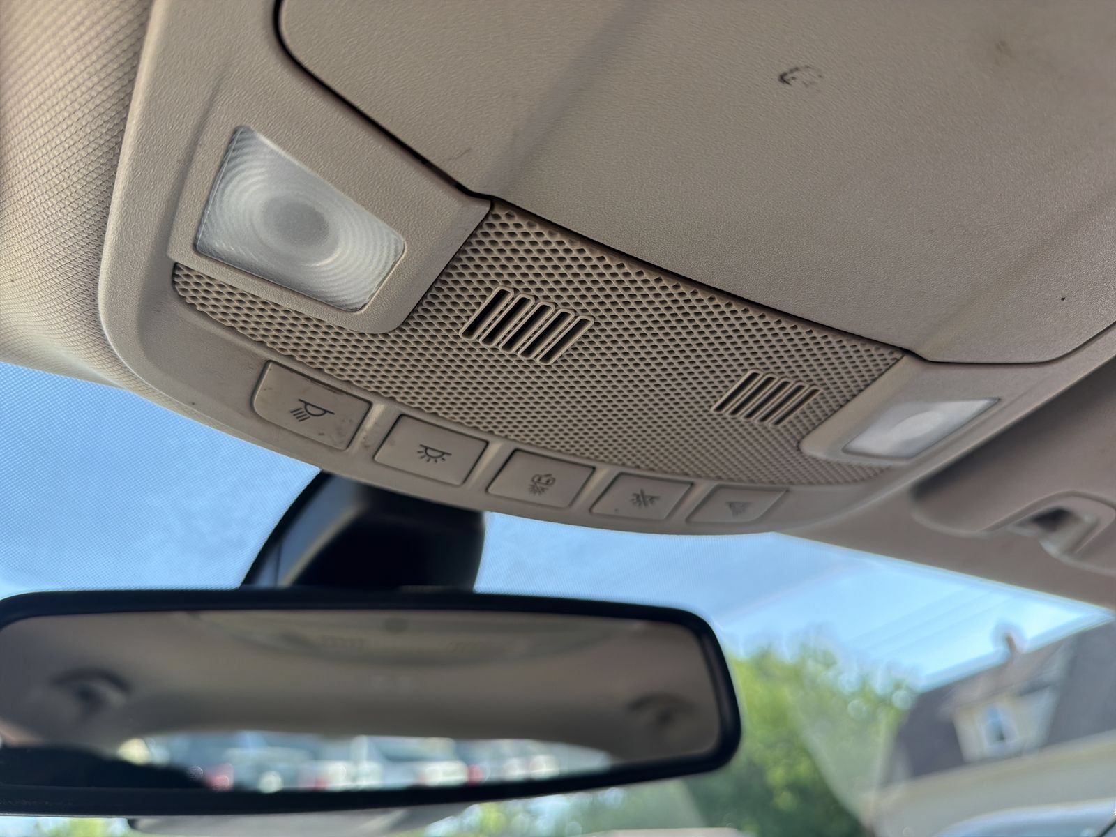 Used 2020 Ford Fusion SE FWD image 21