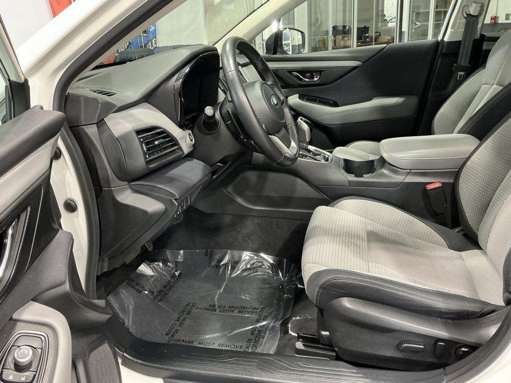 Used 2020 Subaru Outback Premium image 3