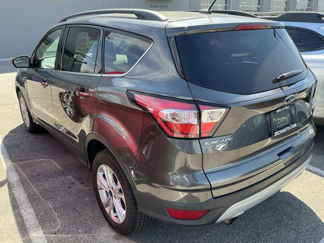 Used 2017 Ford Escape SE w/ Equipment Group 201A image 9