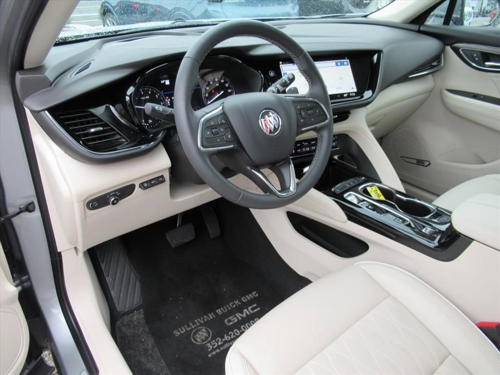 Used 2023 Buick Envision Avenir image 15