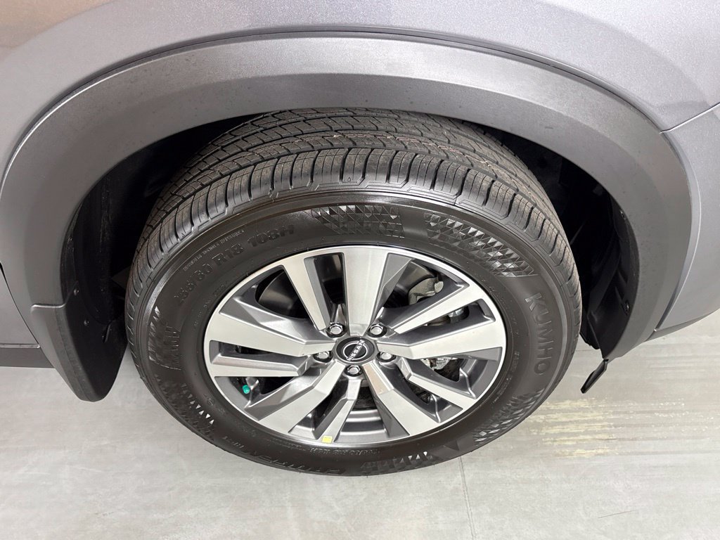 New 2026 Nissan Pathfinder SL FWD image 11