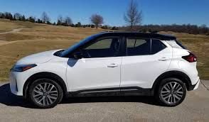 Used 2021 Nissan Kicks SR
