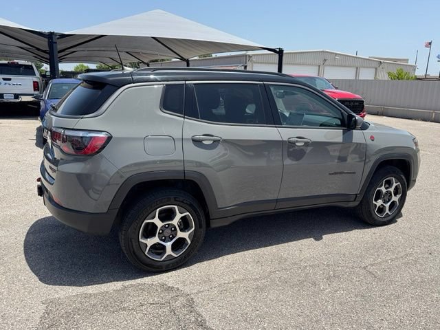 Used 2022 Jeep Compass Trailhawk w/ Sun and Sound Group AWD/4WD image 6