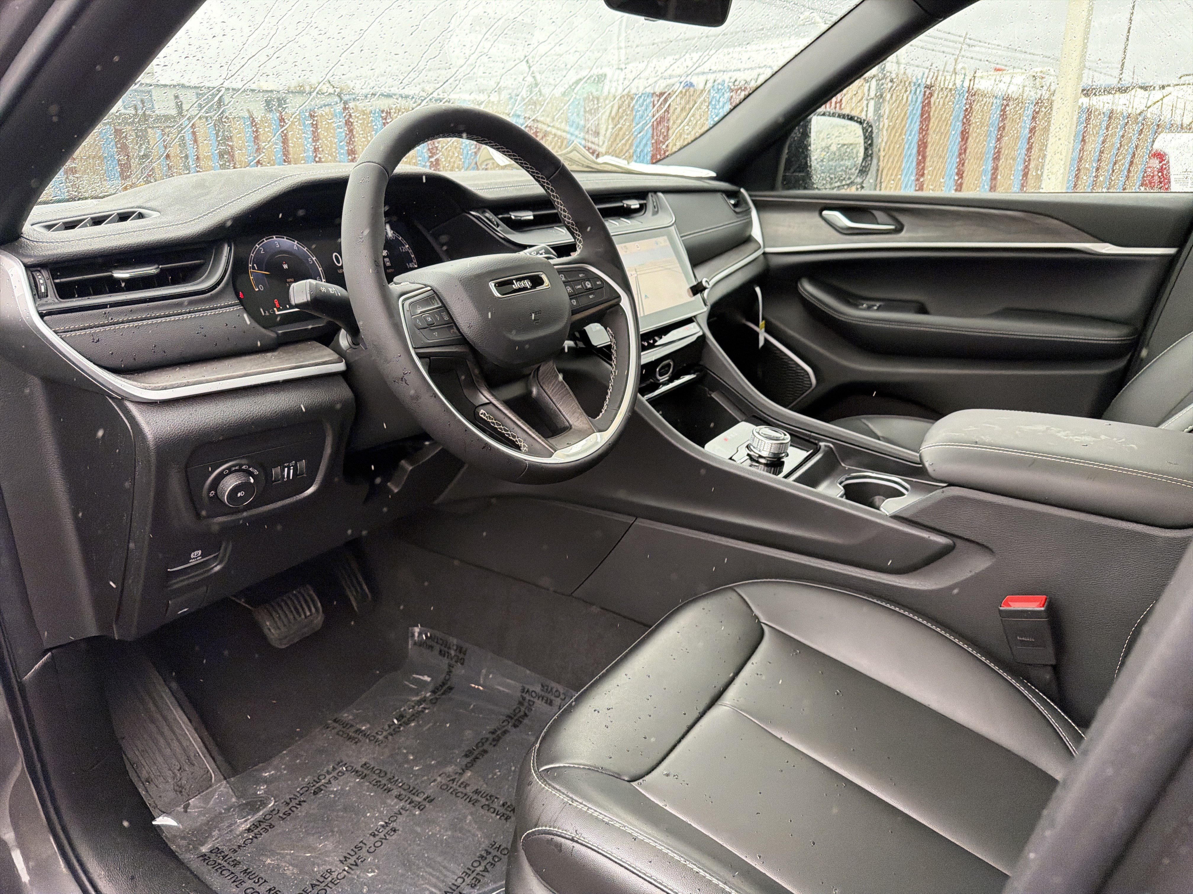 New 2026 Jeep Grand Cherokee L Limited w/ Limited Altitude Package AWD/4WD image 9