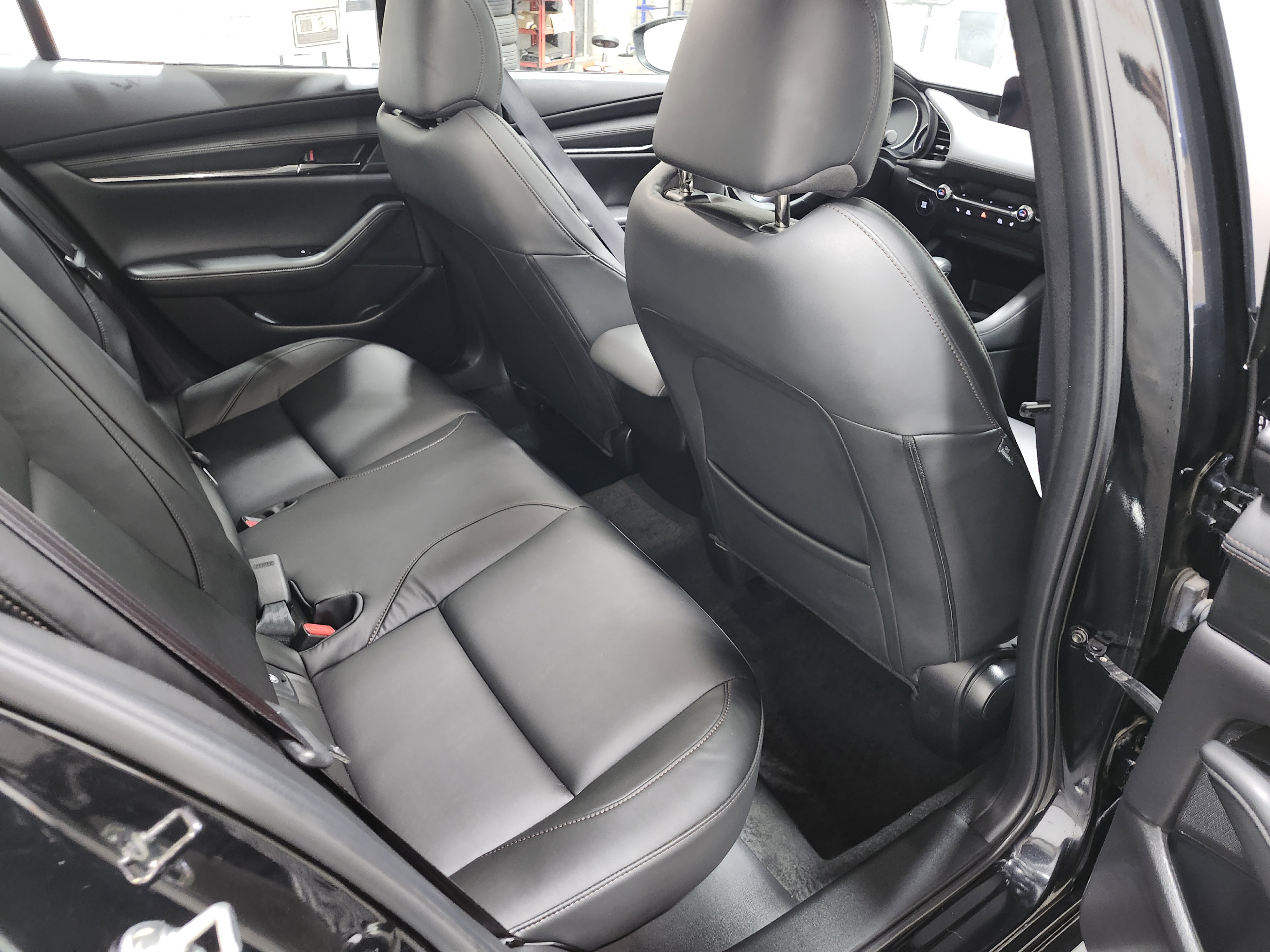 Used 2021 MAZDA MAZDA3 s FWD image 22