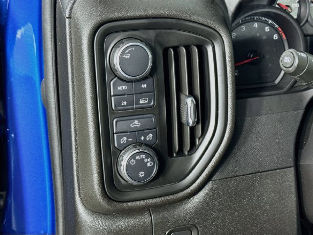 Used 2023 Chevrolet Silverado 1500 Custom AWD/4WD image 10