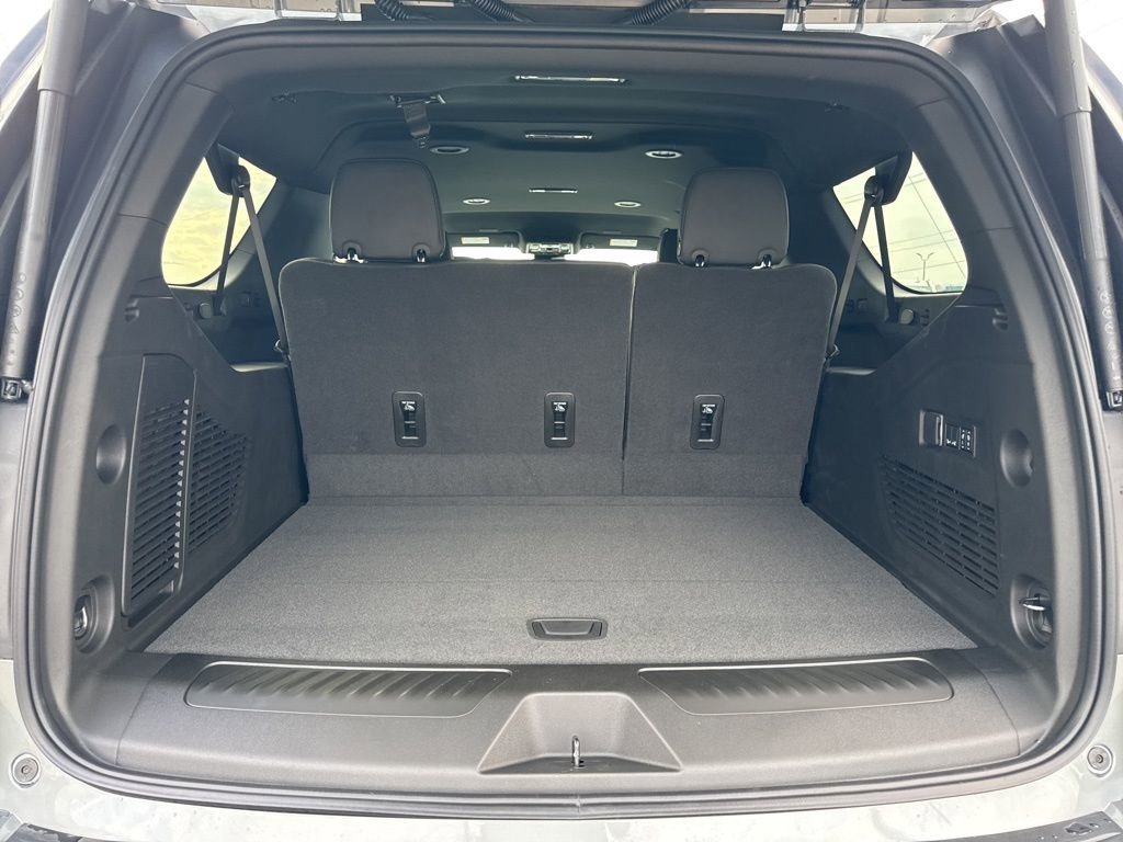 New 2026 GMC Yukon XL Elevation image 35