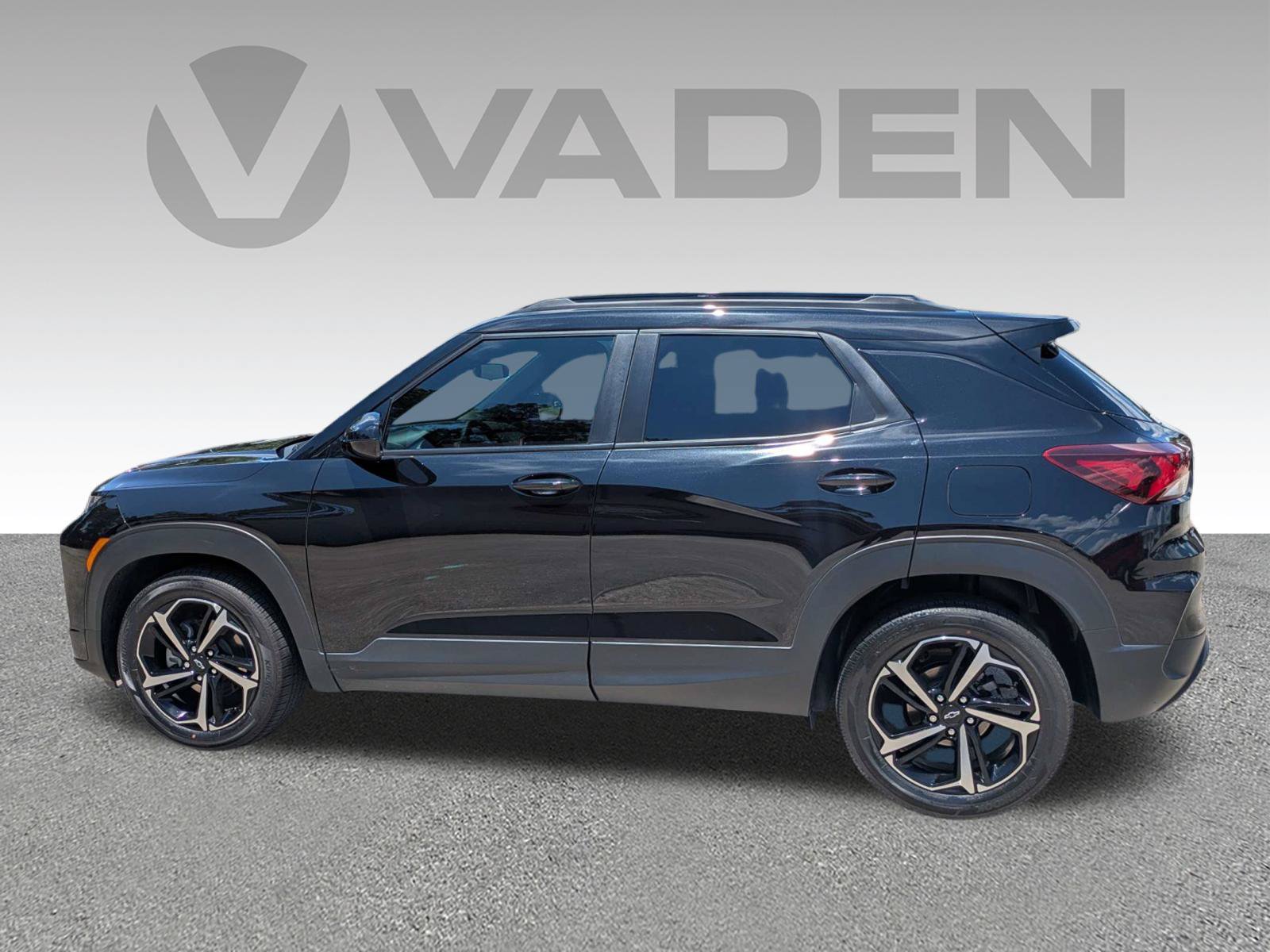 Certified 2023 Chevrolet TrailBlazer RS FWD image 27