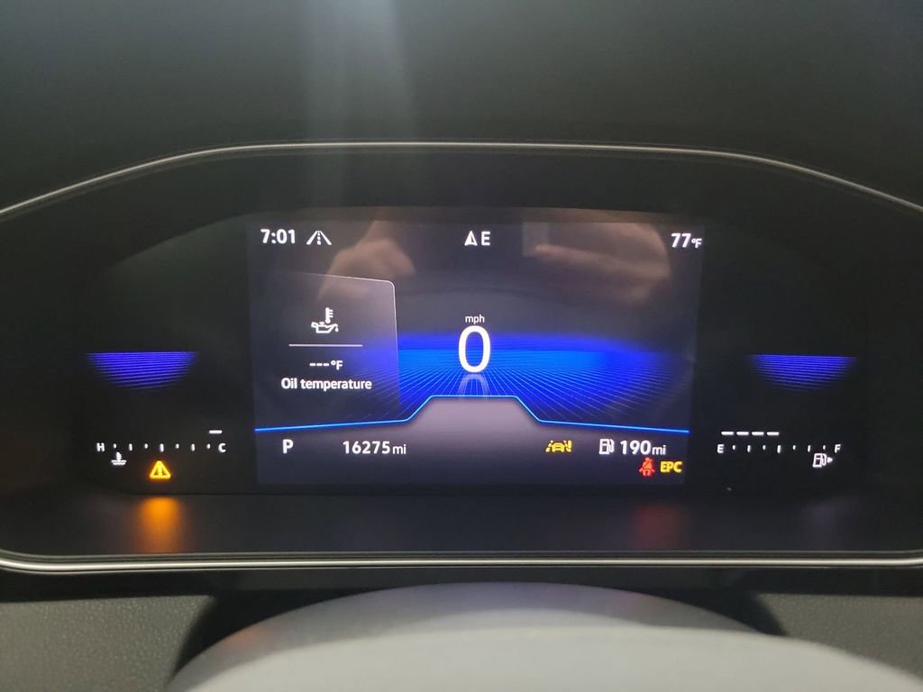 Used 2025 Volkswagen Jetta Sport image 16