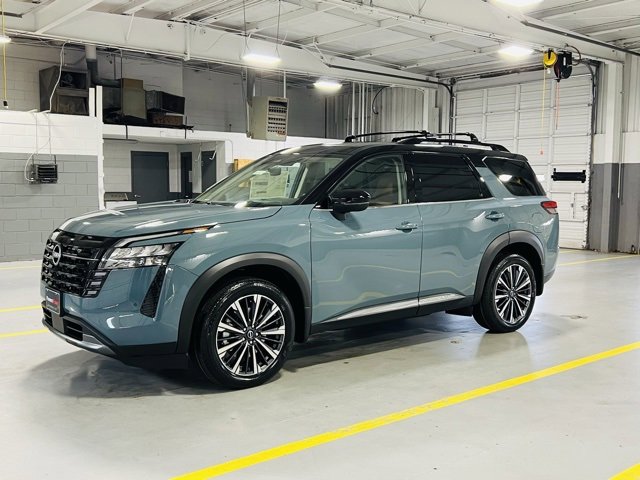 New 2026 Nissan Pathfinder Platinum image 16