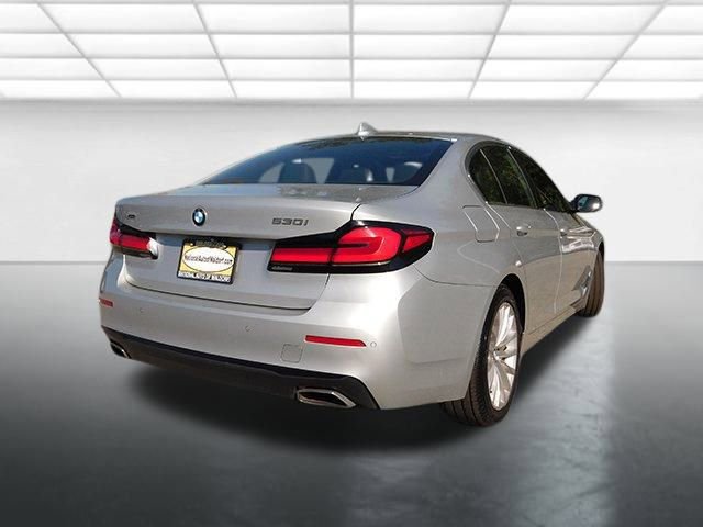Used 2021 BMW 530i xDrive w/ Convenience Package image 5
