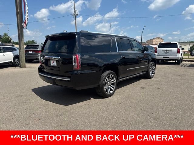 Used 2019 GMC Yukon XL Denali w/ Denali Ultimate Package AWD/4WD image 3