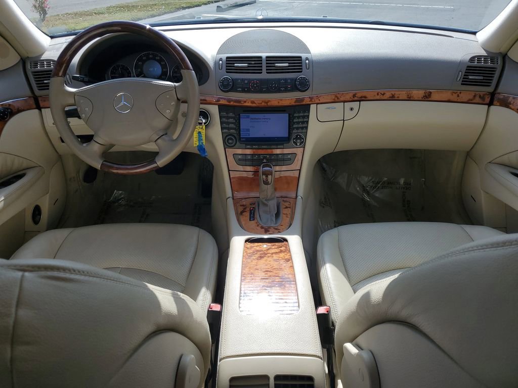 Used 2006 Mercedes-Benz E 350 4MATIC Sedan image 20