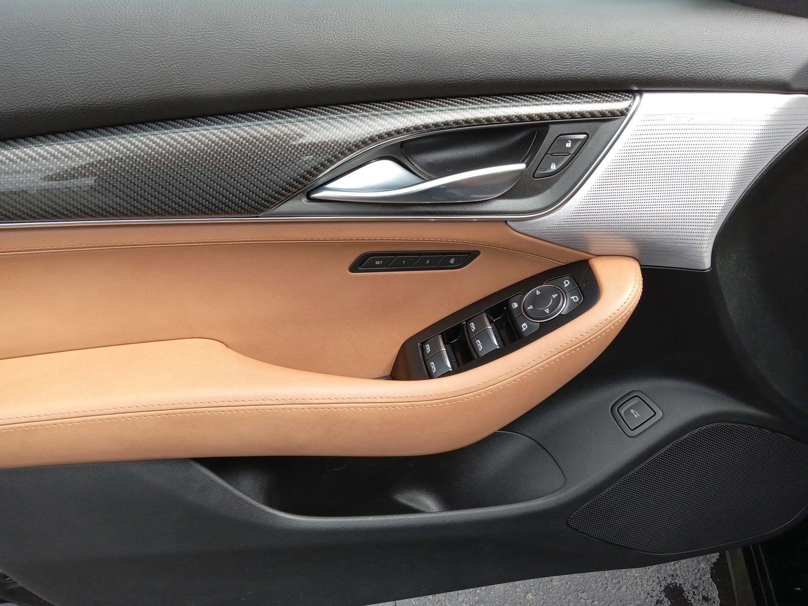 Used 2021 Cadillac CT5 V w/ Platinum Package image 9