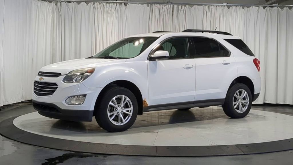 Used 2017 Chevrolet Equinox LT w/ Convenience Package AWD/4WD image 5