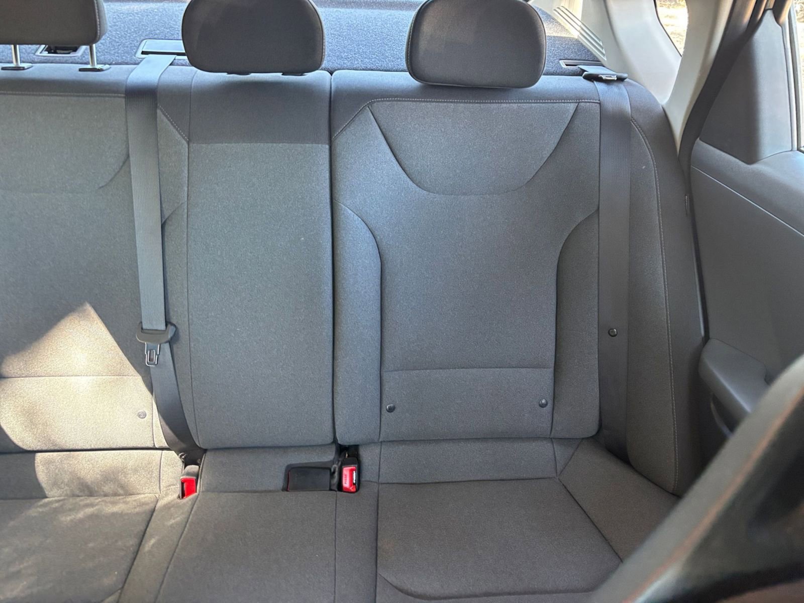 Used 2025 Kia K4 LXS image 39