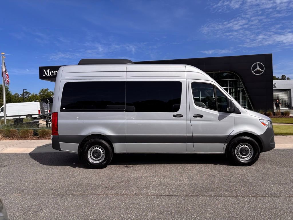 Used 2024 Mercedes-Benz Sprinter 2500 image 6