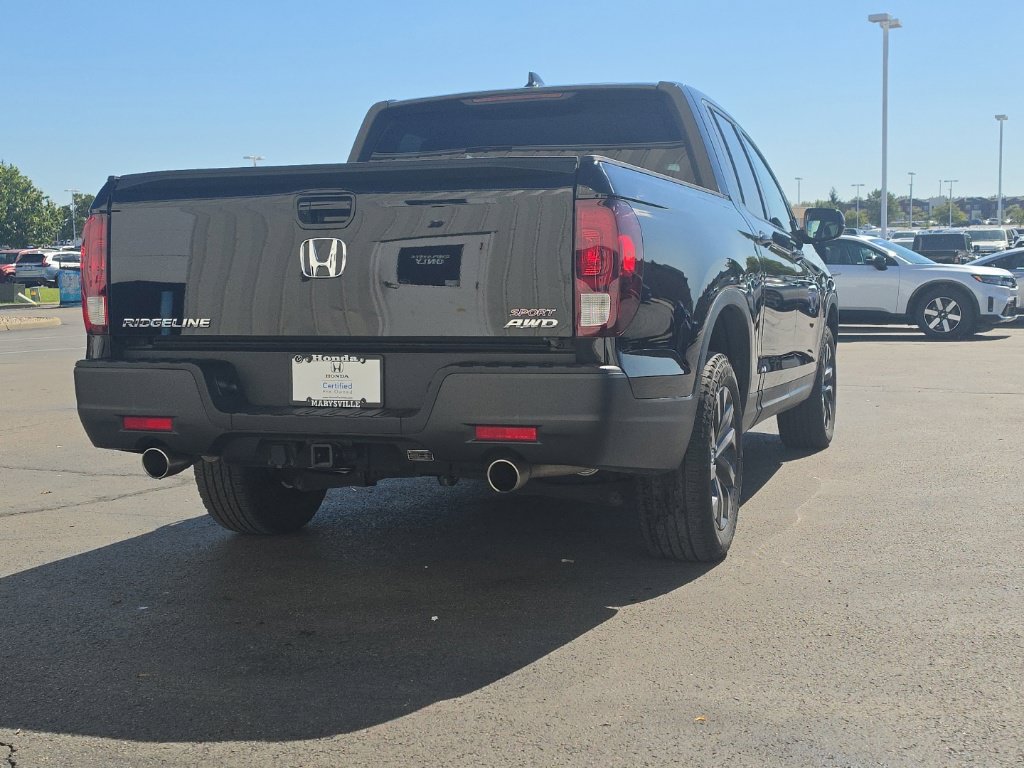 Used 2023 Honda Ridgeline Sport image 10