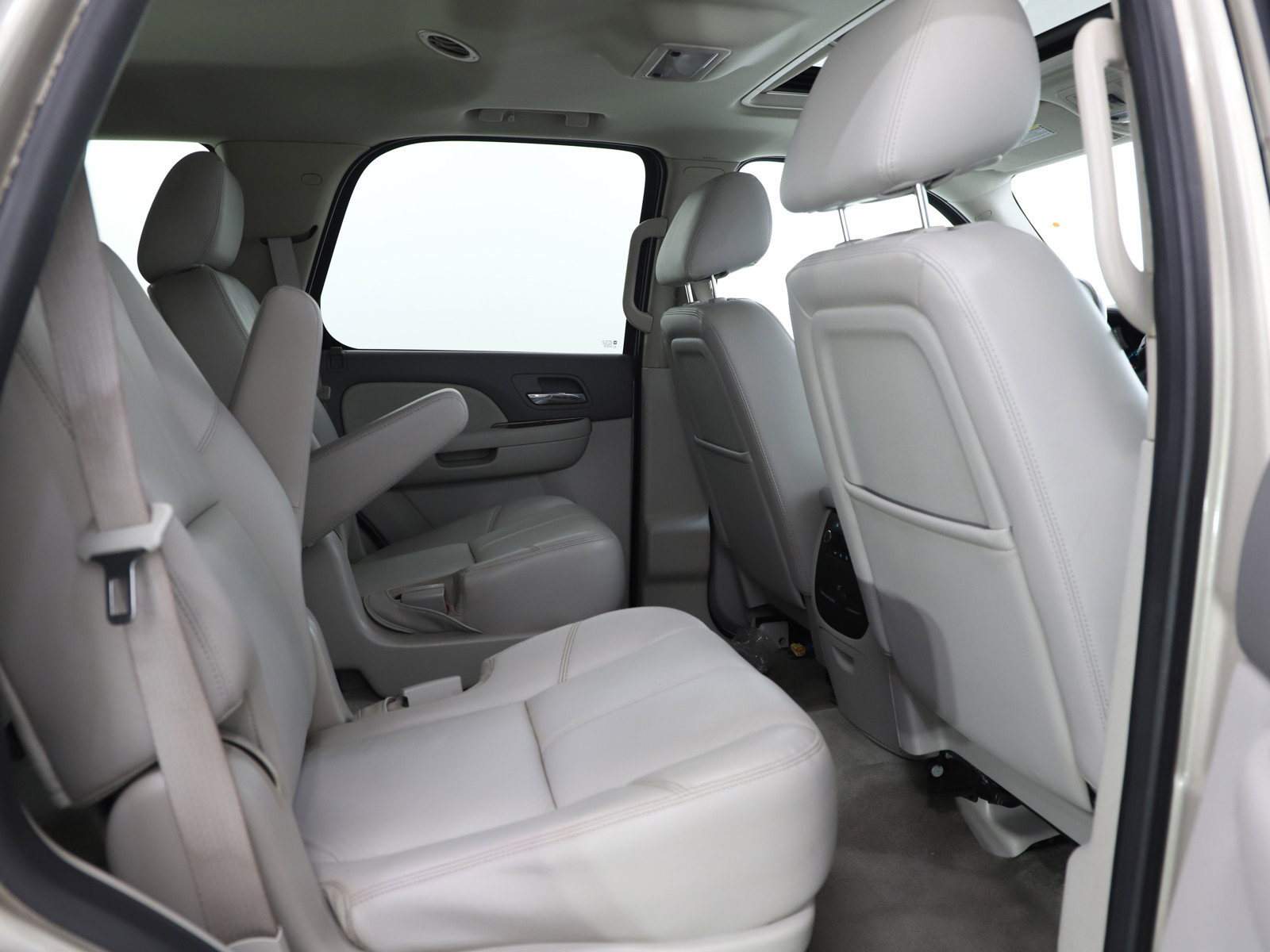 Used 2013 Chevrolet Tahoe LT w/ Luxury Package image 12