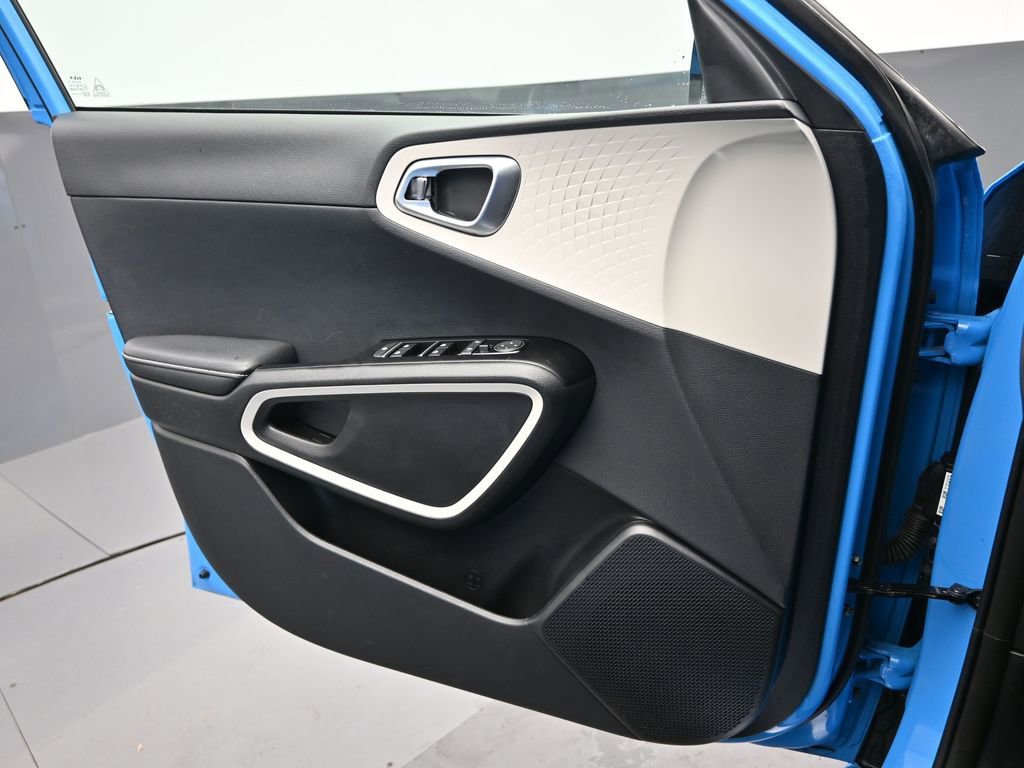 Used 2024 Kia Soul GT-Line image 14