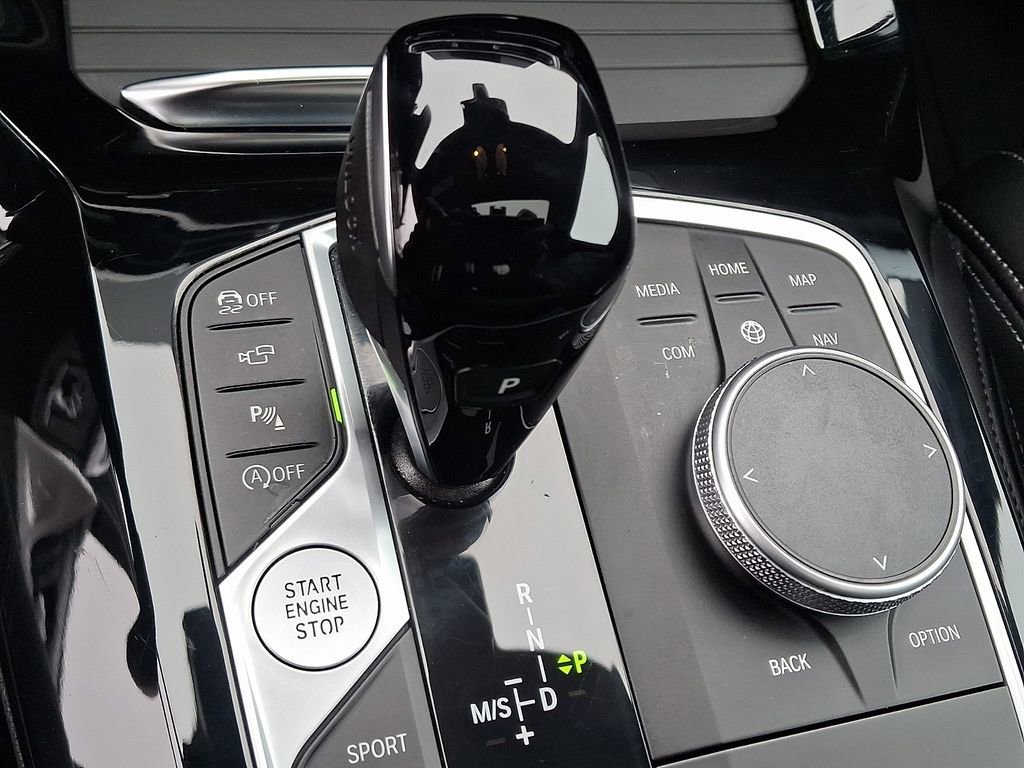 Used 2024 BMW X3 xDrive30i w/ Premium Package image 16