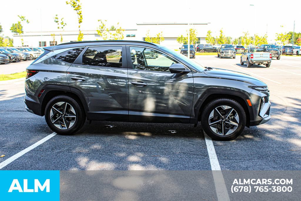Used 2025 Hyundai Tucson SEL FWD image 8