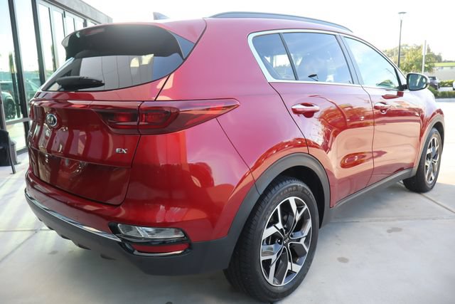 Used 2020 Kia Sportage EX w/ EX Technology Package FWD image 3