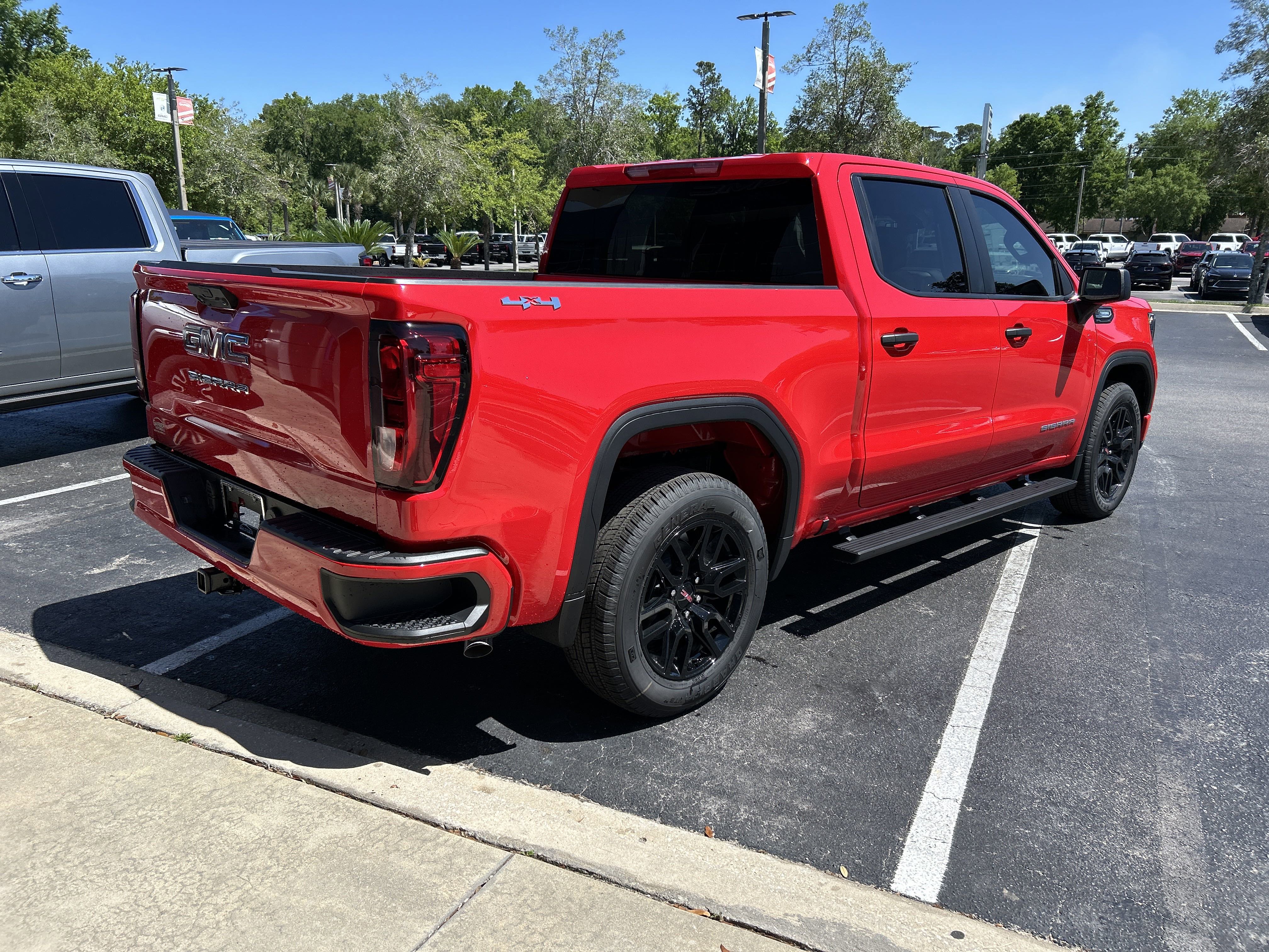 New 2025 GMC Sierra 1500 Pro w/ Graphite Edition image 10