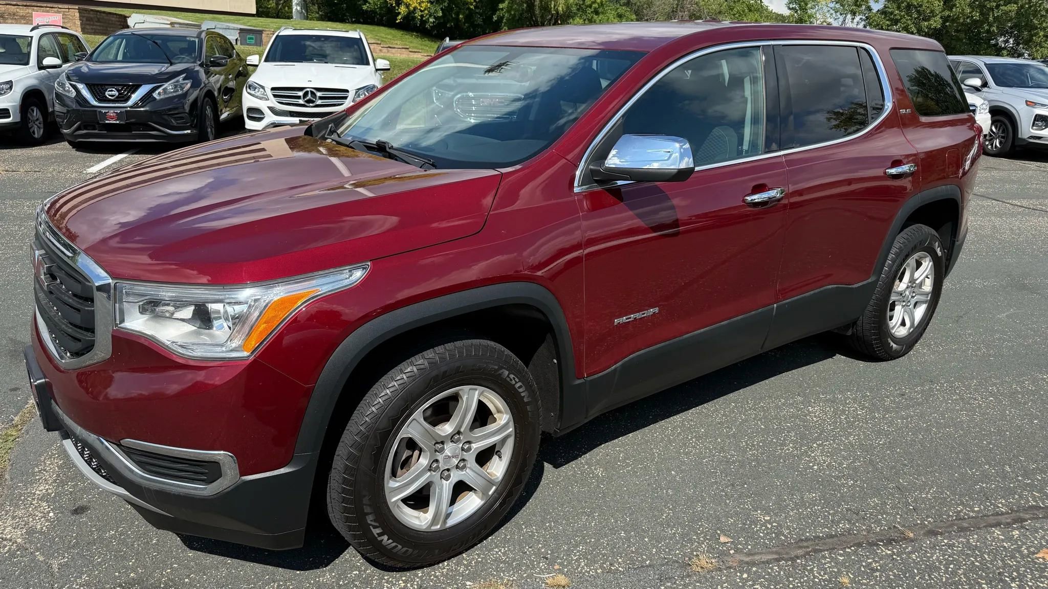 Used 2017 GMC Acadia SLE