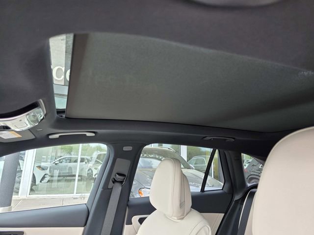 New 2026 Mercedes-Benz GLC 300 image 7