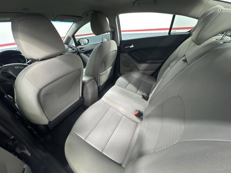 Used 2015 Kia Forte LX w/ Popular Package FWD image 12
