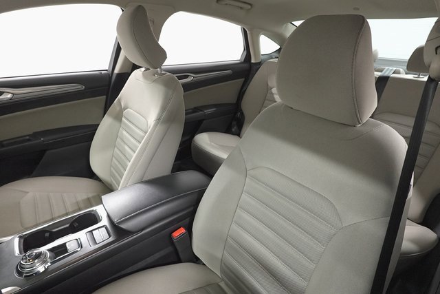 Used 2018 Ford Fusion S image 15