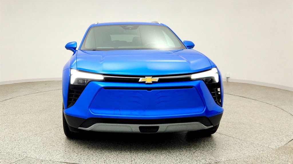 Used 2024 Chevrolet Blazer EV LT AWD/4WD image 2