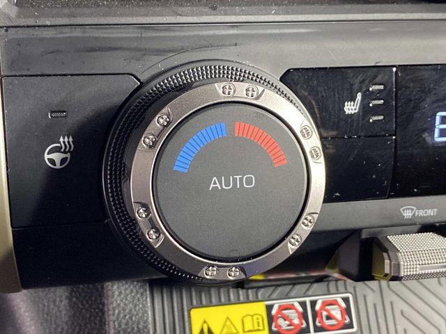 Used 2024 Toyota Tacoma TRD Sport w/ TRD Sport Upgrade Package AWD/4WD image 22