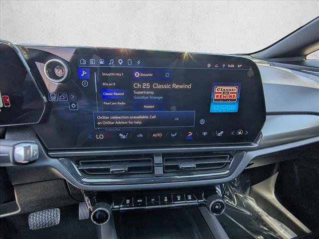 Used 2024 Chevrolet Equinox EV RS FWD image 13