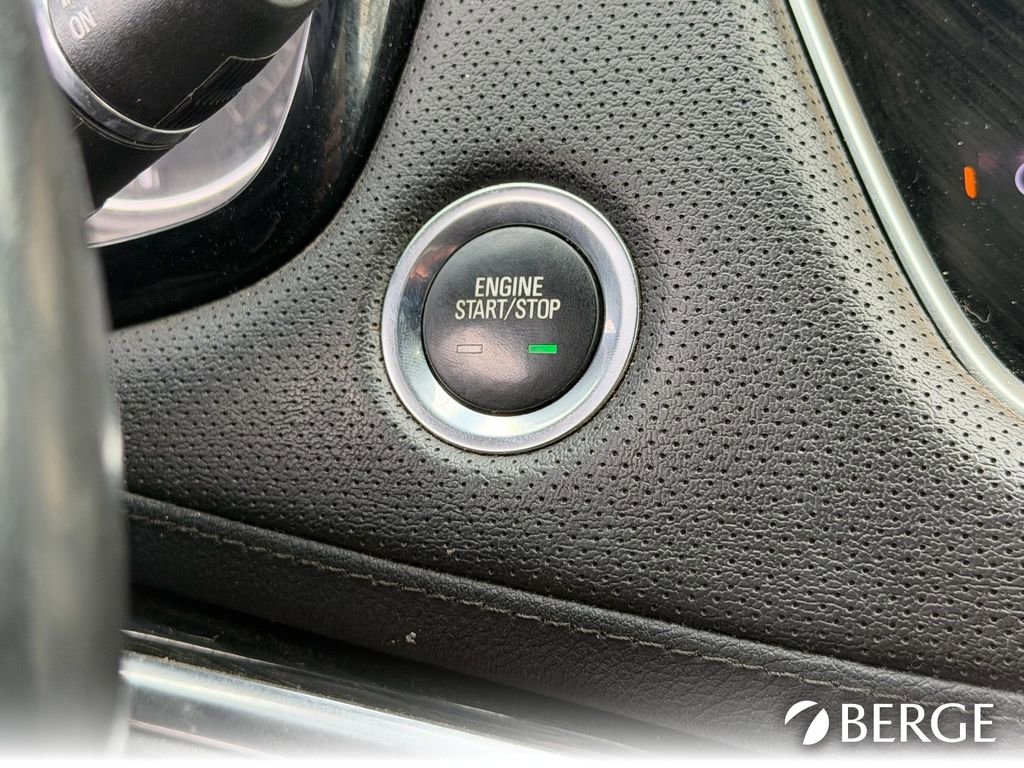 Used 2022 Cadillac XT5 Premium Luxury image 32