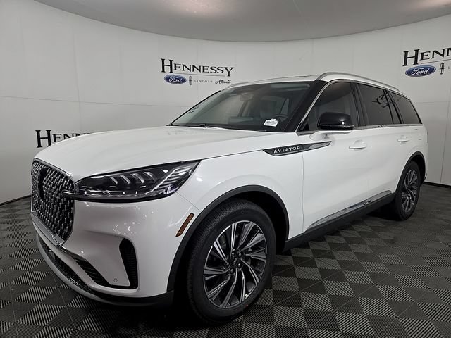 New 2026 Lincoln Aviator 2WD image 2