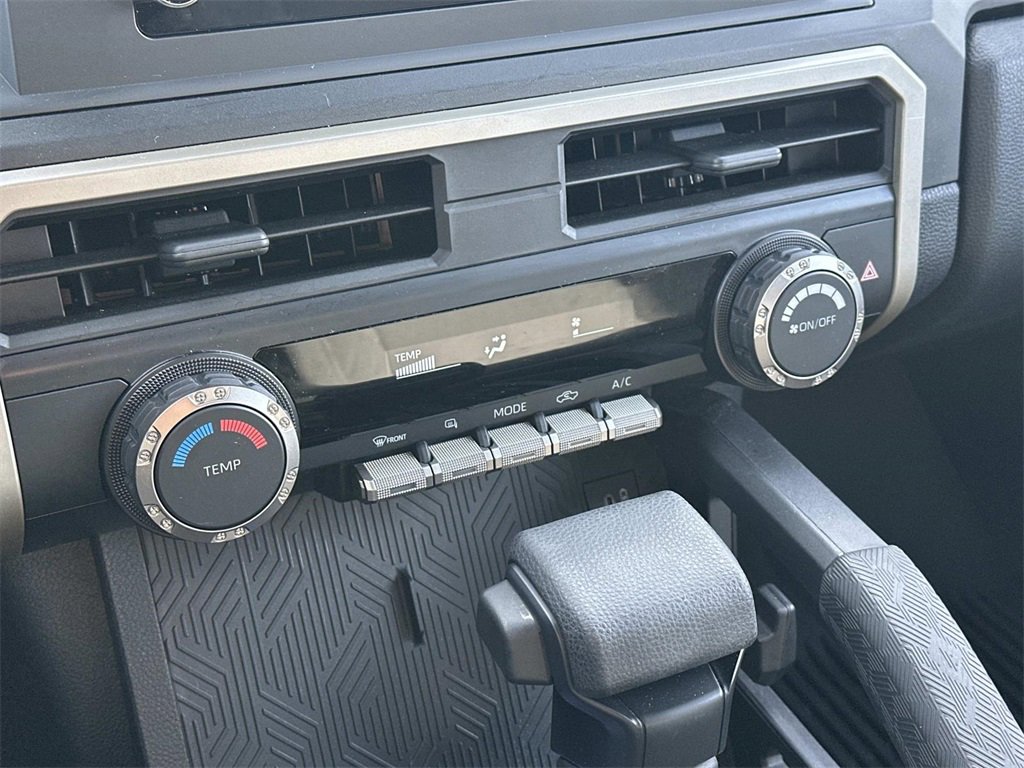 Used 2024 Toyota Tacoma SR image 31