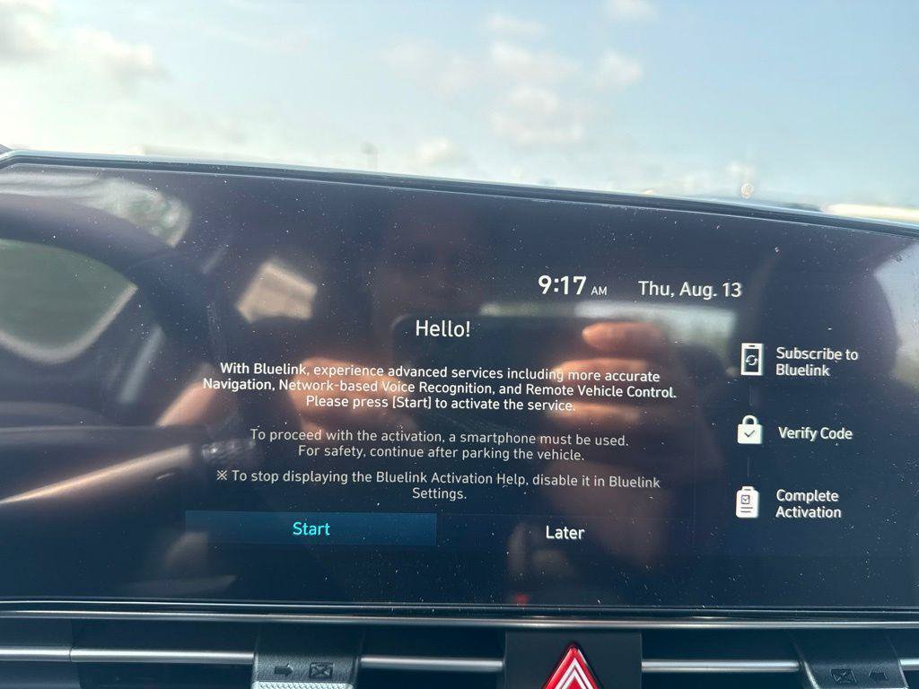 New 2026 Hyundai Elantra Limited FWD image 14