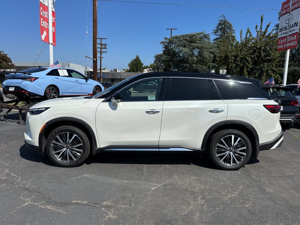 Used 2025 INFINITI QX60 Autograph w/ Cargo Package AWD/4WD image 3