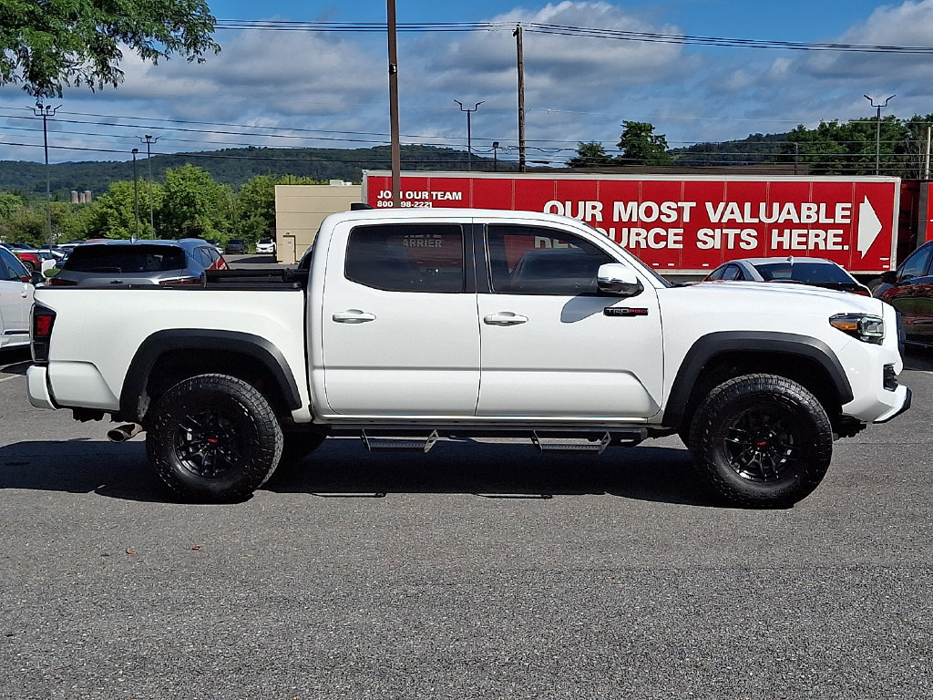Used 2020 Toyota Tacoma TRD Pro AWD/4WD image 10