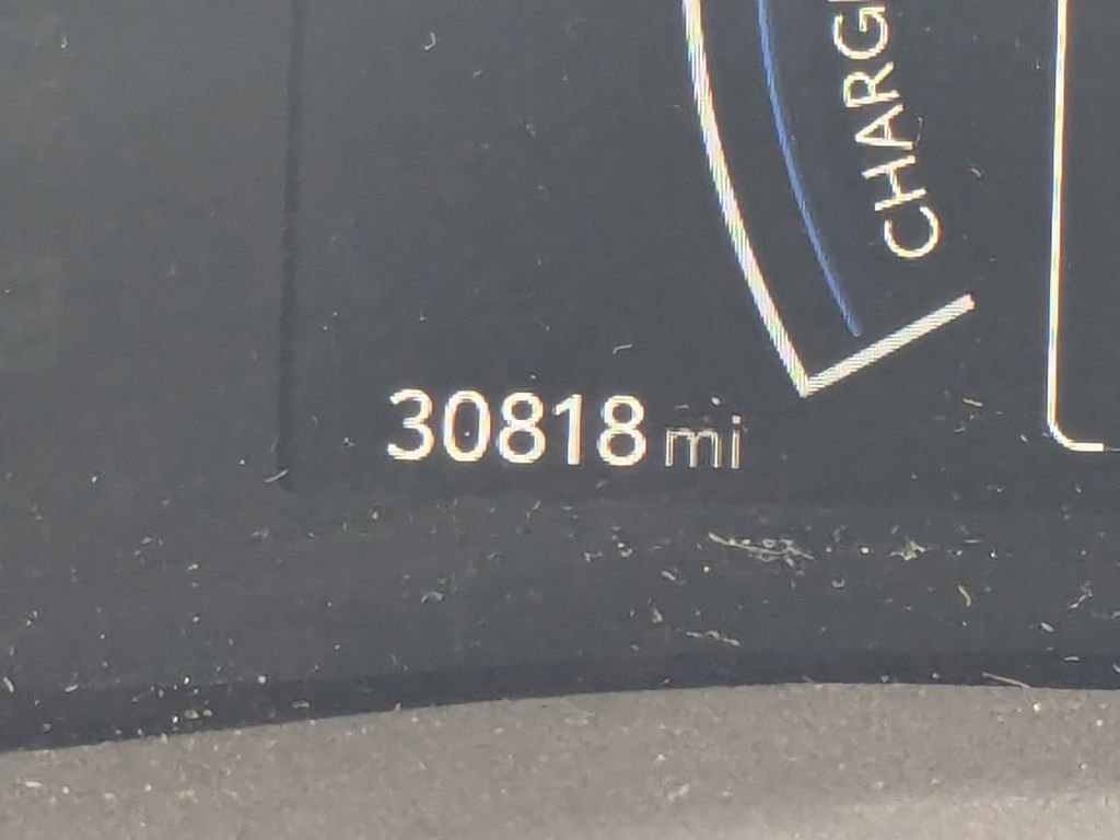 Used 2025 Toyota Camry LE image 16