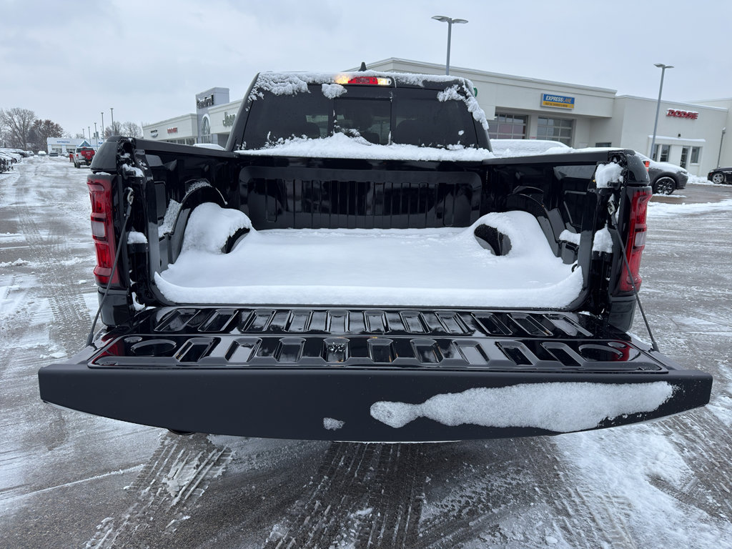 New 2026 RAM 1500 Big Horn w/ Night Edition image 8