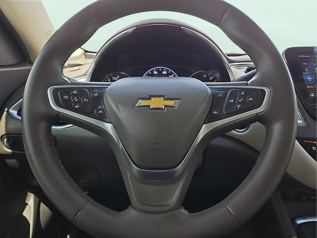 Used 2023 Chevrolet Malibu LT FWD image 19
