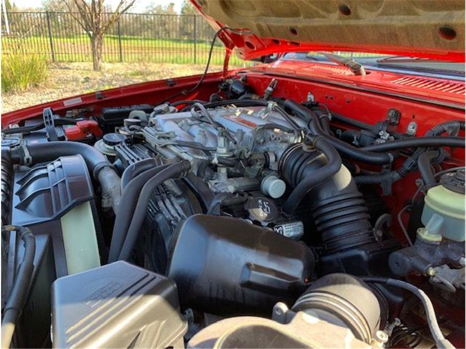 Used 1990 Toyota Pickup Deluxe image 7