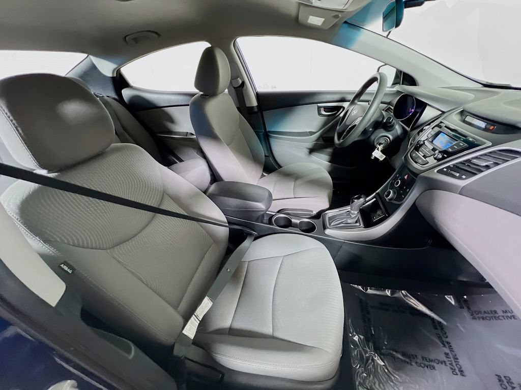Used 2016 Hyundai Elantra SE FWD image 23