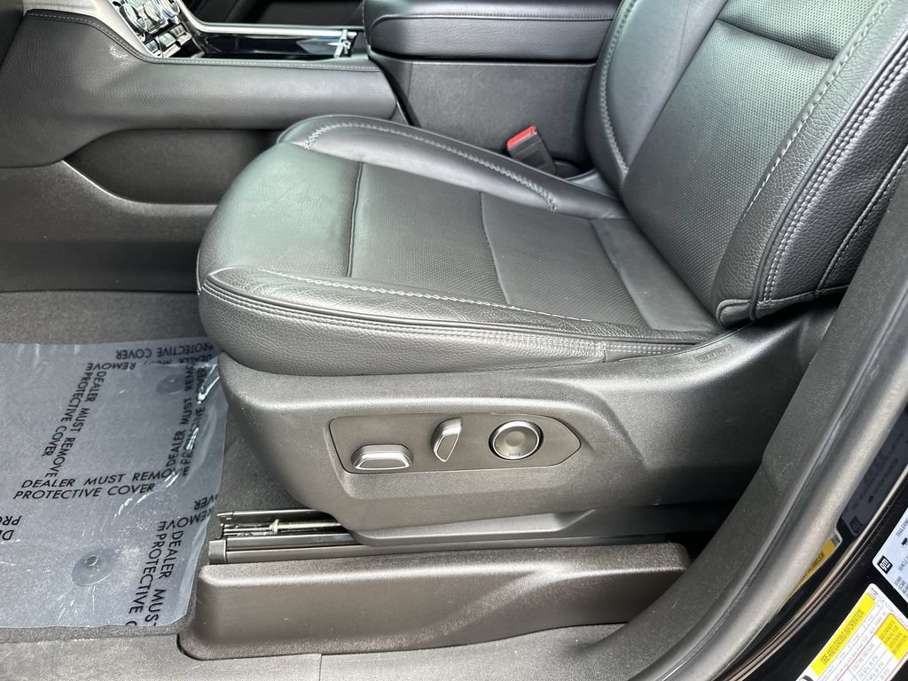 Used 2023 GMC Yukon Denali RWD image 23